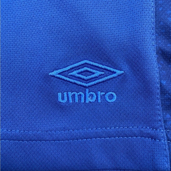 Nike & Umbro Boys’ Athletic Shorts Bundle (L & XL) – Mesh Dri-Fit - Picture 3 of 9